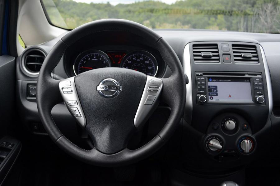  Nissan Versa Note 2014 года  (фото 114 из 137)